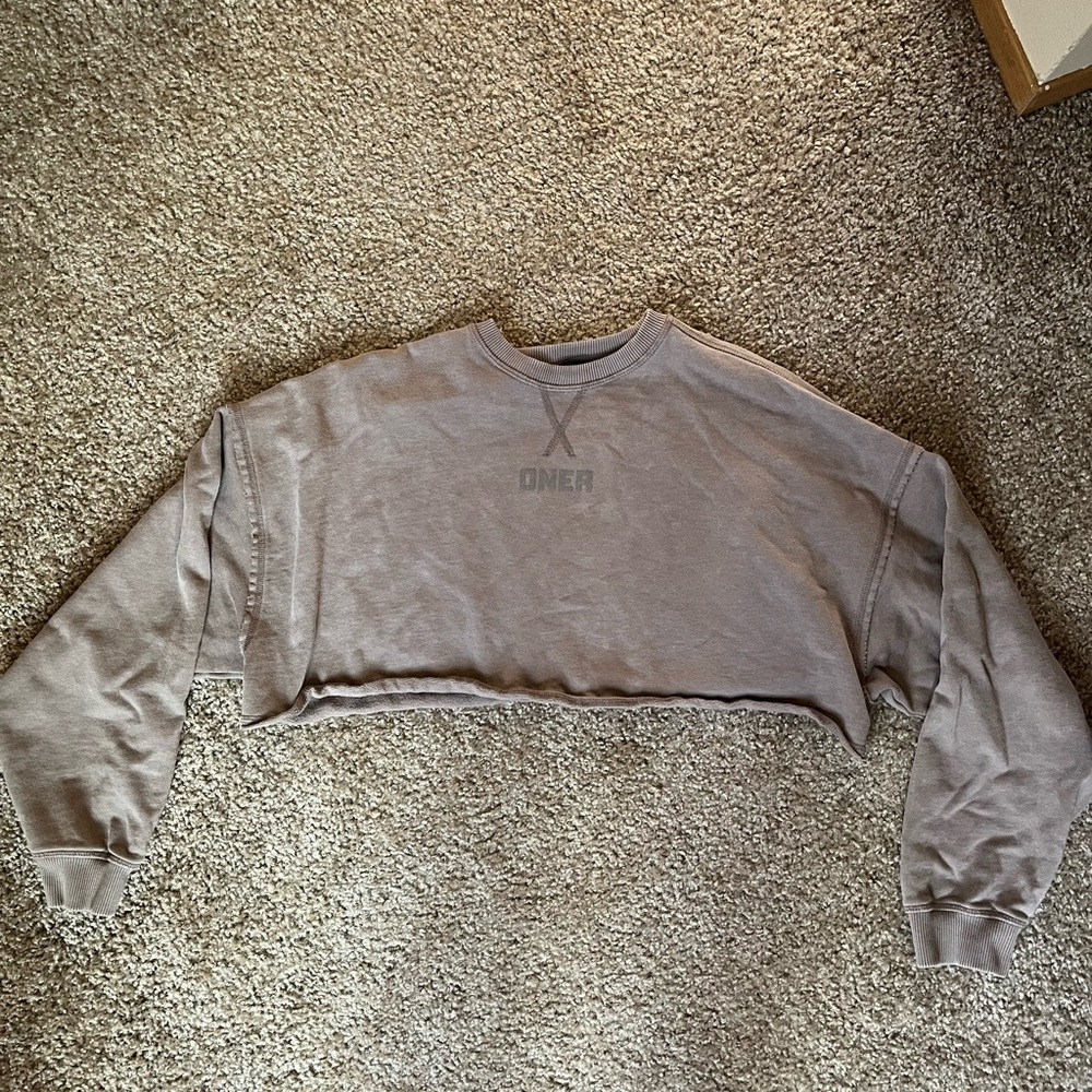 ONER Active cropped crewneck sweatshirt